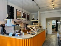 Middlegate, Market Square, 4 & 5