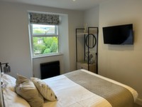 Yewdale Road, 8