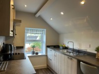 Yewdale Road, 8